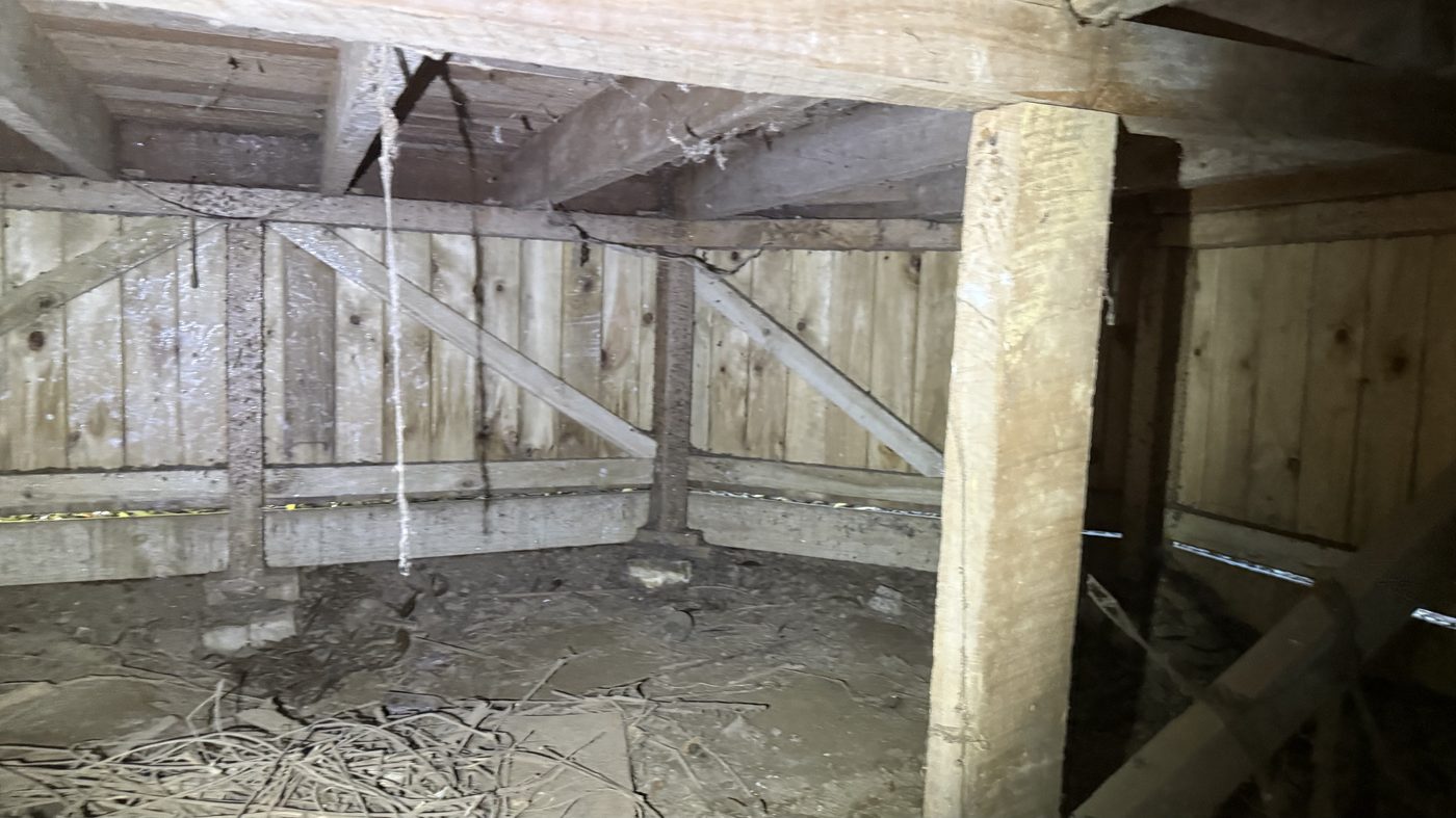 Foundation repair - crumbling piles